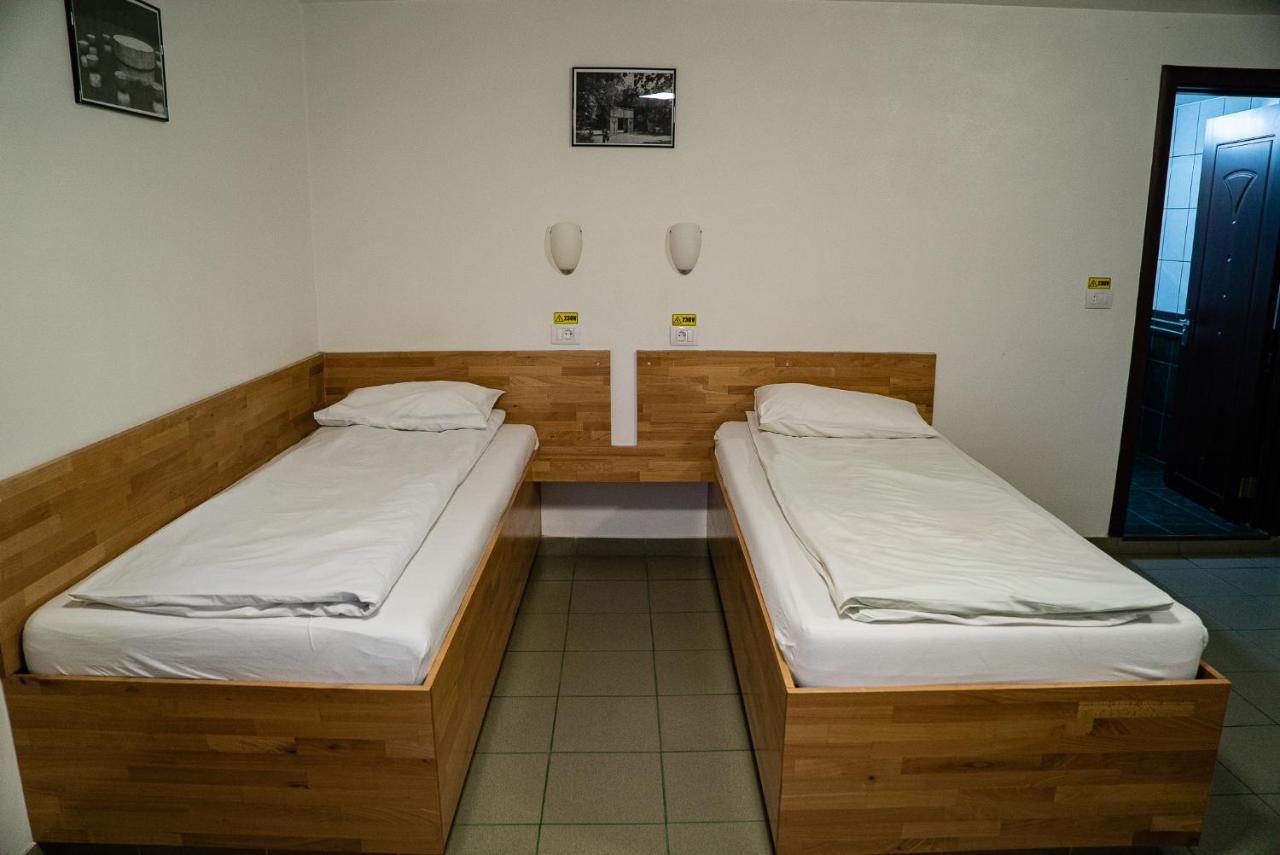 Casa Gorjeneasca Hotel Zsilvásárhely Kültér fotó