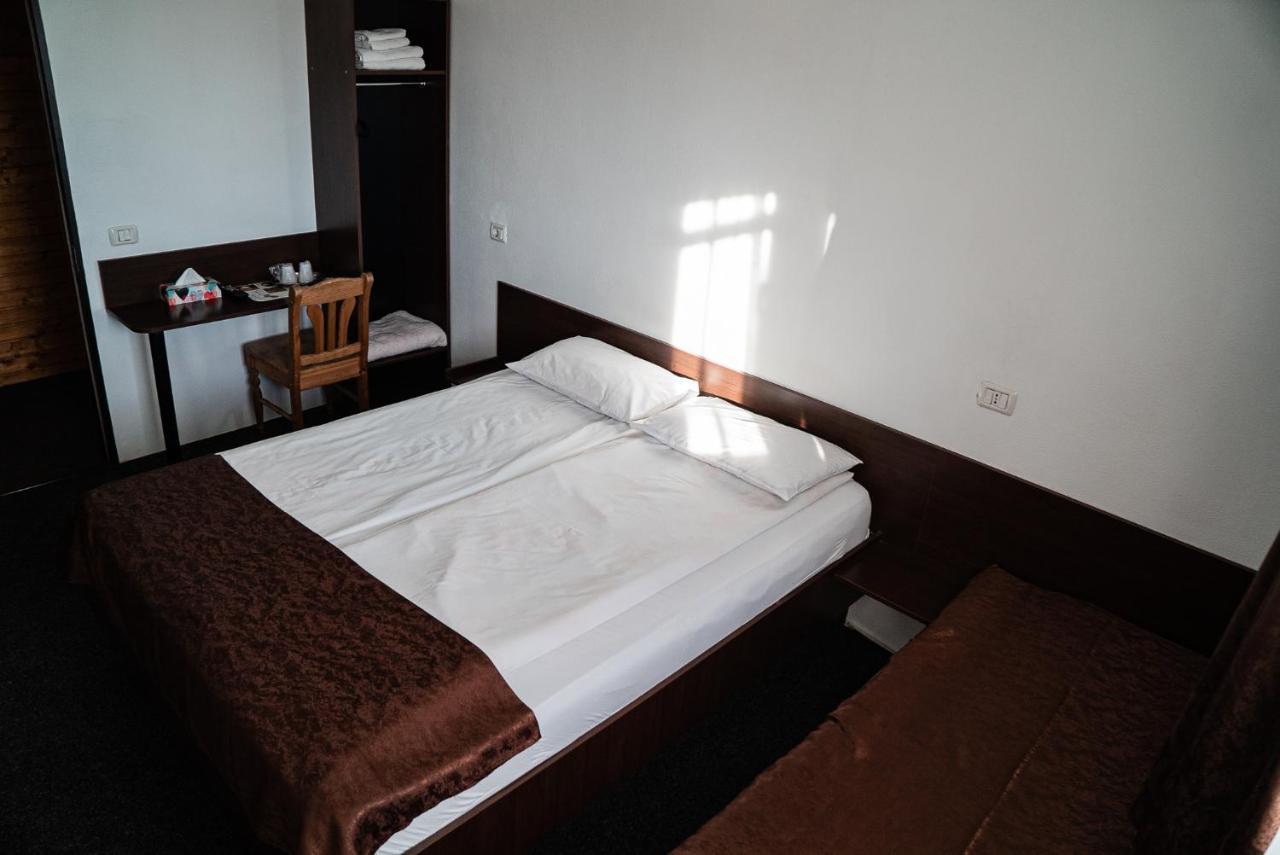 Casa Gorjeneasca Hotel Zsilvásárhely Kültér fotó