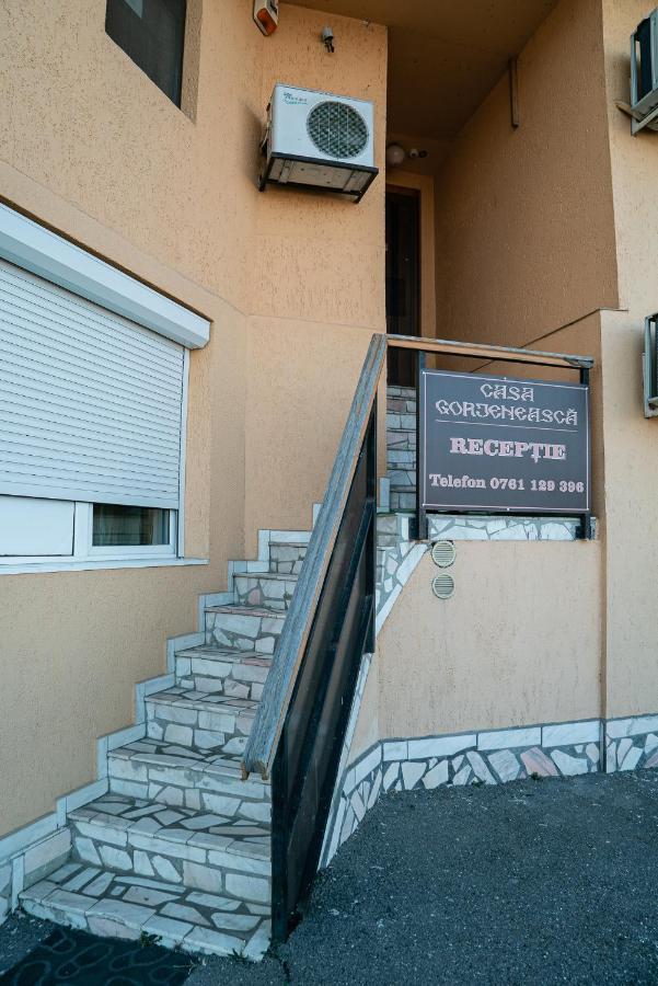 Casa Gorjeneasca Hotel Zsilvásárhely Kültér fotó